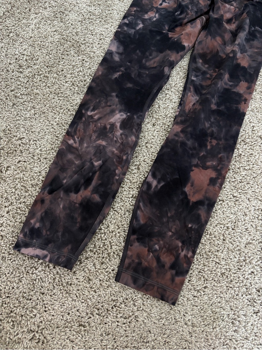 lululemon athletica Black & Brown Tie-Dye Leggings and Sports Bra Set - Picture 6 of 6